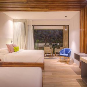 Queen Room